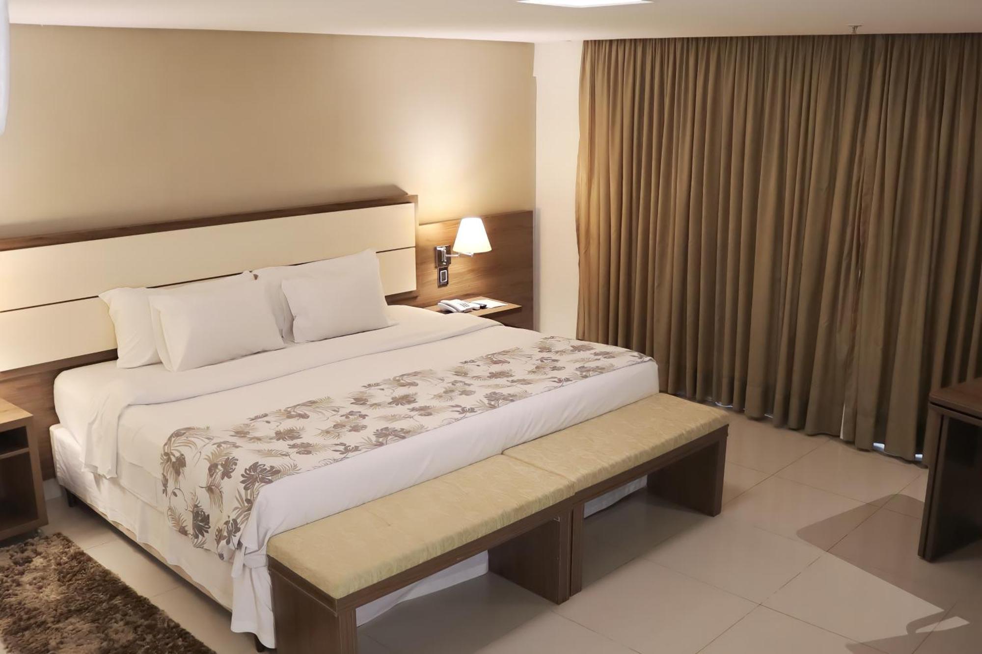 Sj Premium Hotels By Atlantica Гояния Екстериор снимка